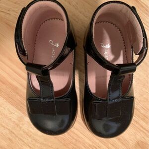 Jacadi Paris toddler black patent leather t-strap shoes - EU 20/ US 4.5 (walker)